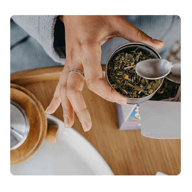Native_Relaxation_Tea_Getting_Scooped.jpg - Roogenic
