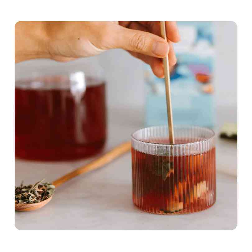 Roogenic_Native_Detox_Tea_Getting_Brewed.jpg - Roogenic