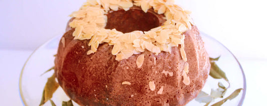 Lemon Myrtle Honey Cake - Roogenic